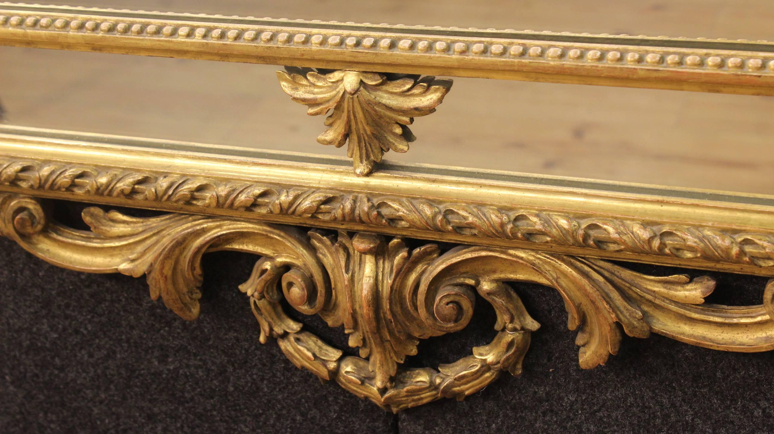 20th Century Italian Golden Mirror in Louis XVI Style 3