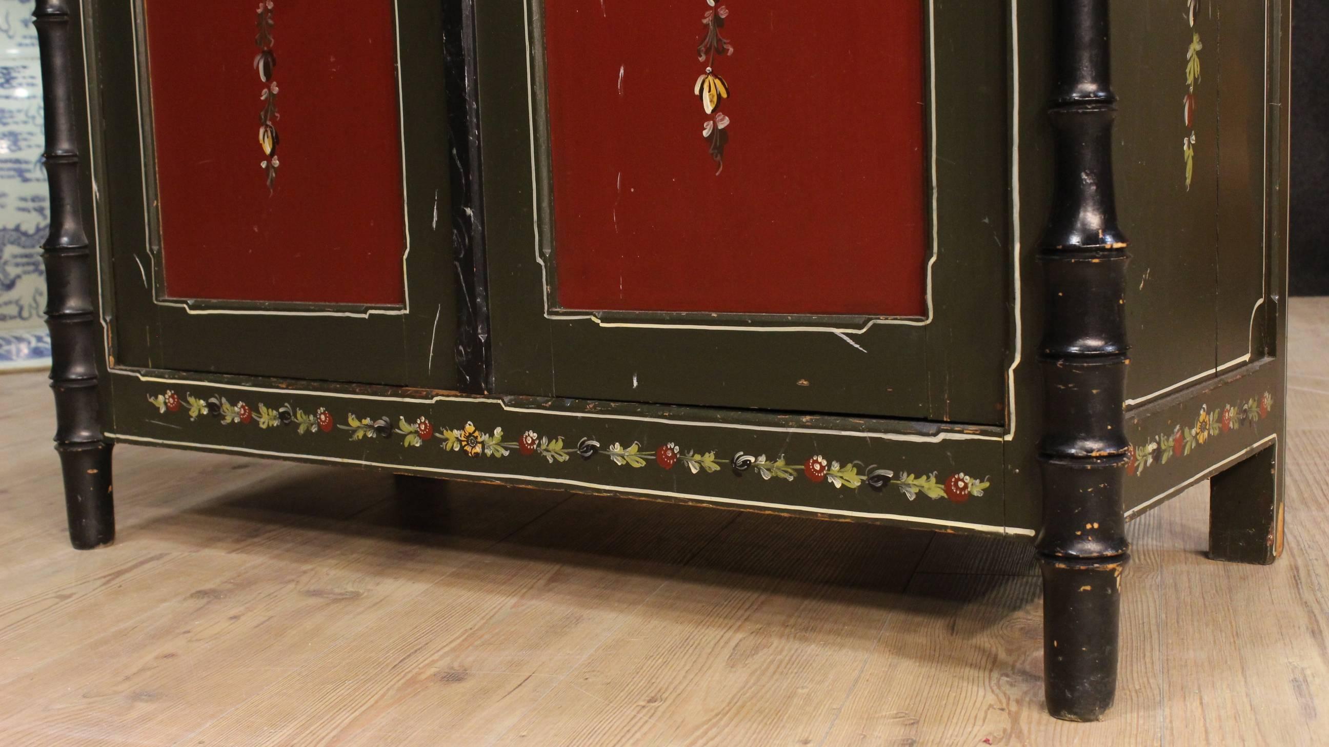 20th Century Dutch Hand-Painted Cabinet 3