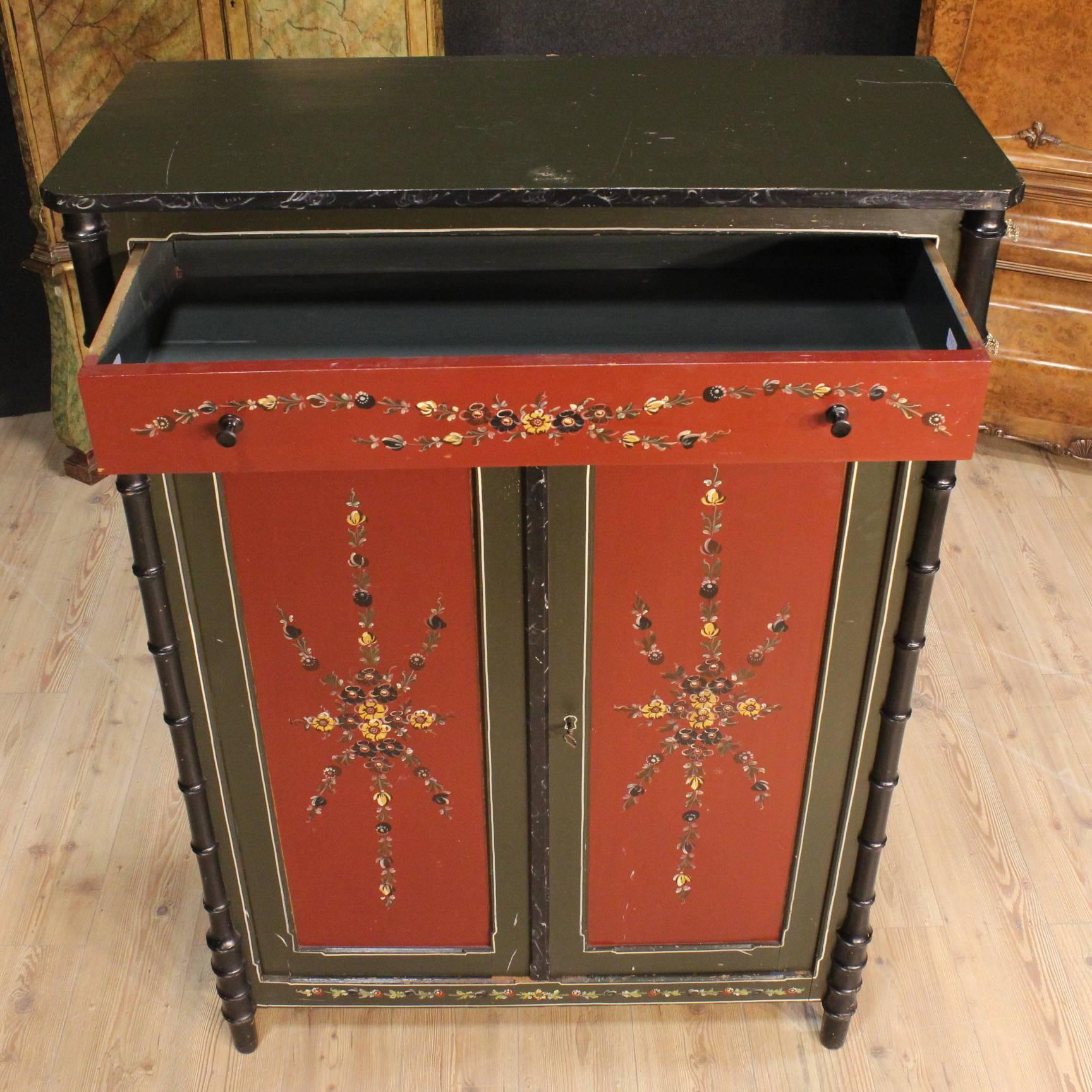 20th Century Dutch Hand-Painted Cabinet 4