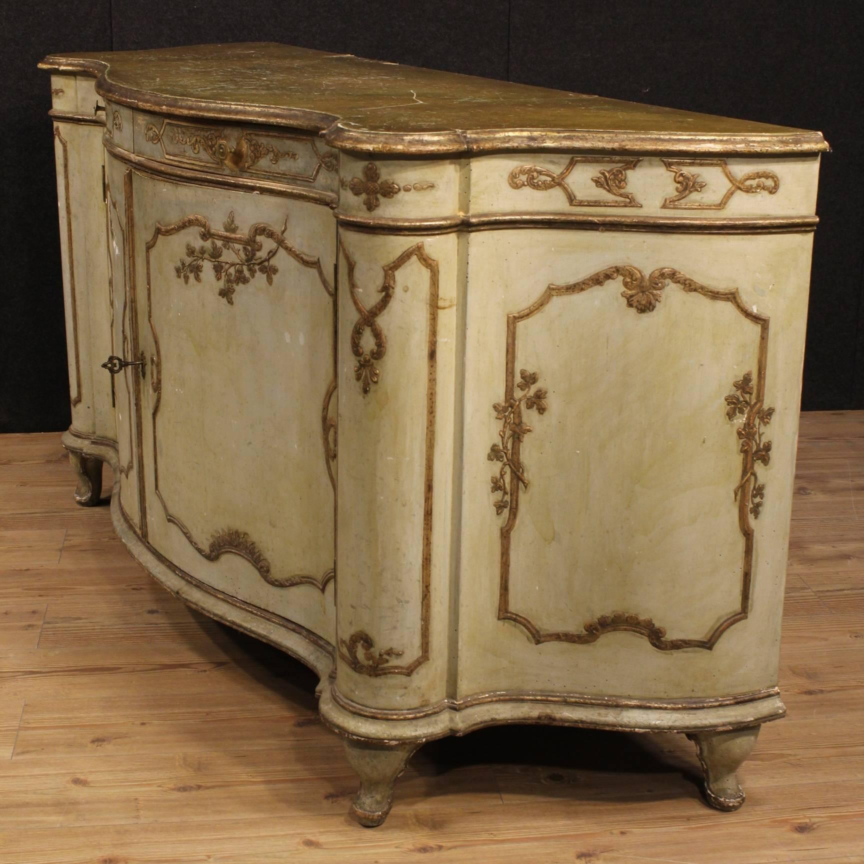 20th Century Great Venetian Lacquered Sideboard 3