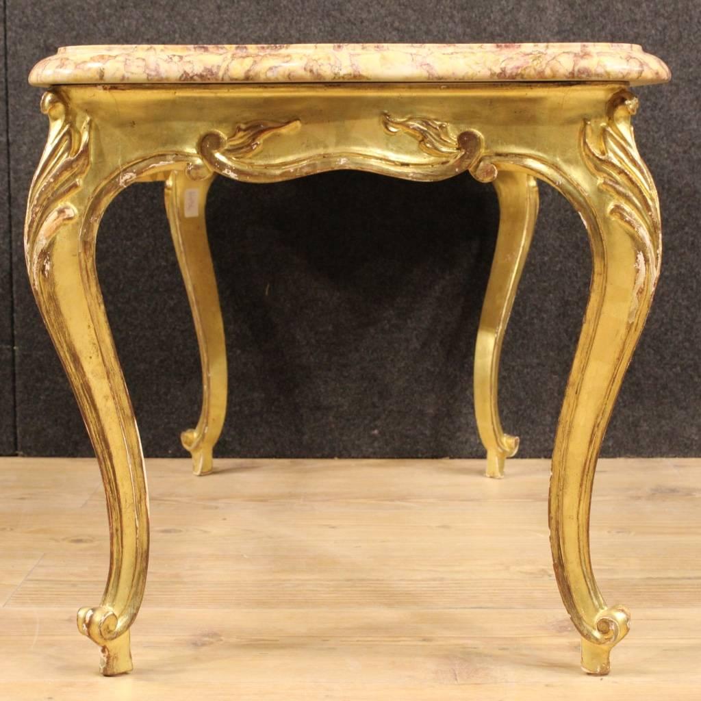 20th Century French Gilt Coffee Table with Marble Top In Good Condition In Vicoforte, Piedmont