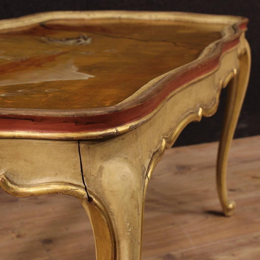 20th Century Venetian Lacquered and Gilt Coffee Table 3