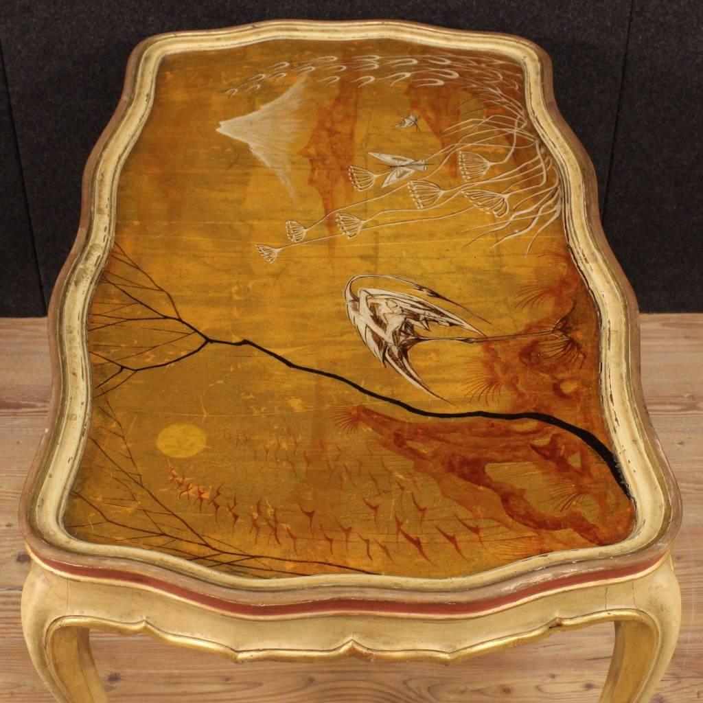 20th Century Venetian Lacquered and Gilt Coffee Table 4