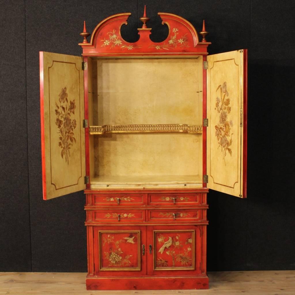 Wood 20th Century Spanish Lacquered and Gilt Red Wet Bar with Chinoiserie Decorations