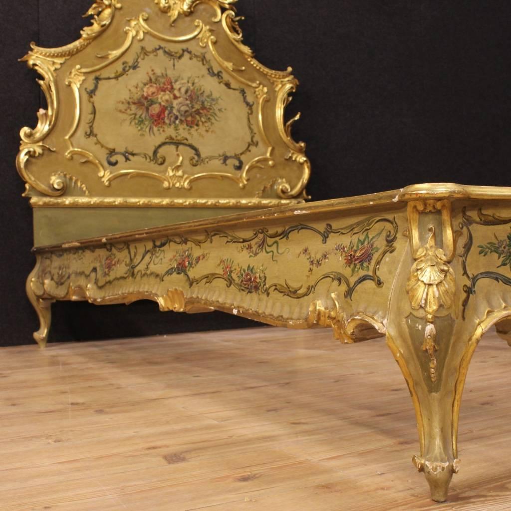 Wood 20th Century Venetian Lacquered and Gilt Single Bed