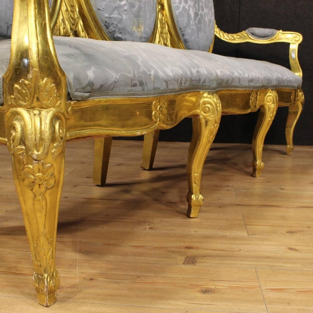 20th Century Italian Golden Sofa In Good Condition In Vicoforte, Piedmont