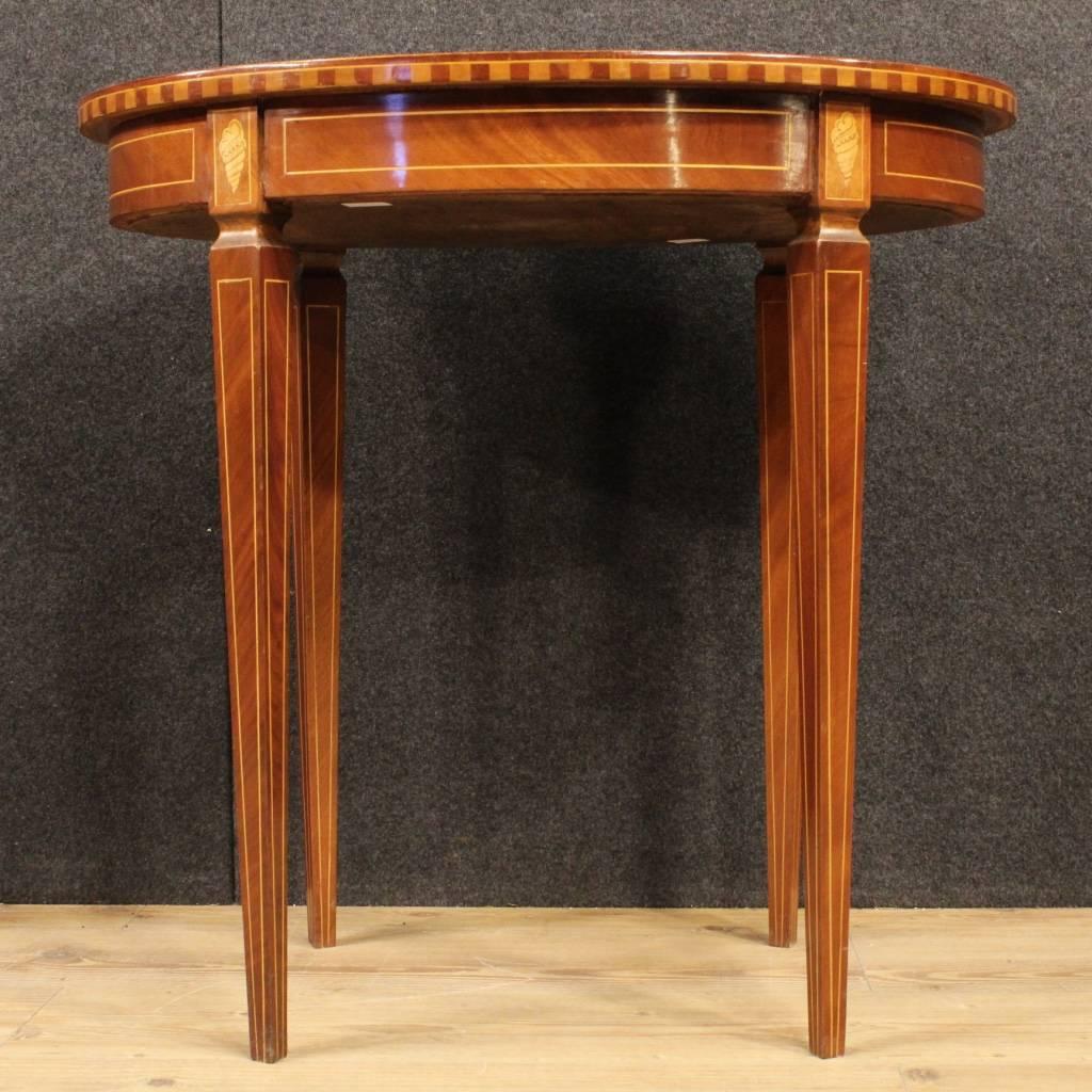 20th Century English Inlaid Side Table in Mahogany 5