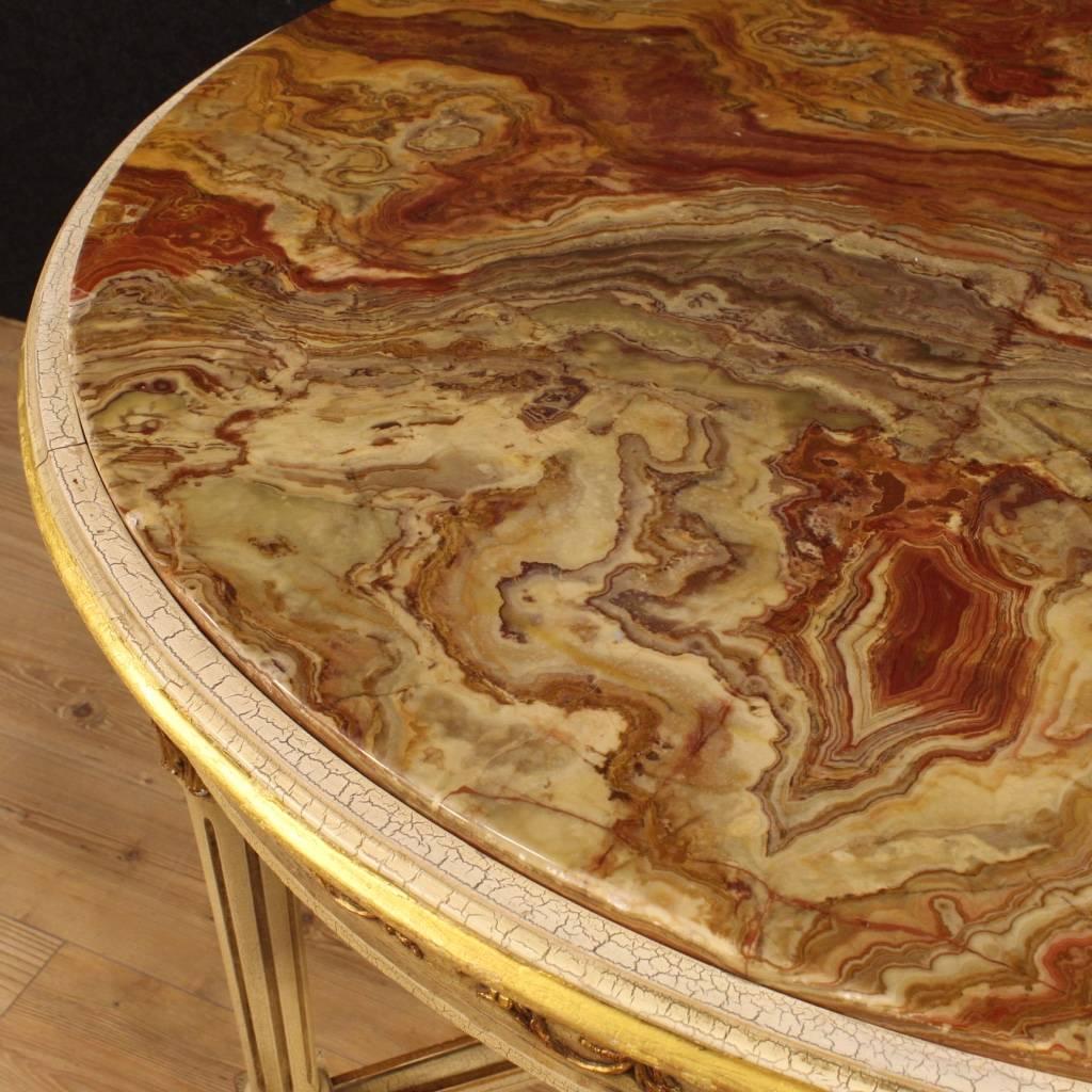 20th Century Lacquered And Gilt Wood Italian Louis XVI Style Round Dining Table 1