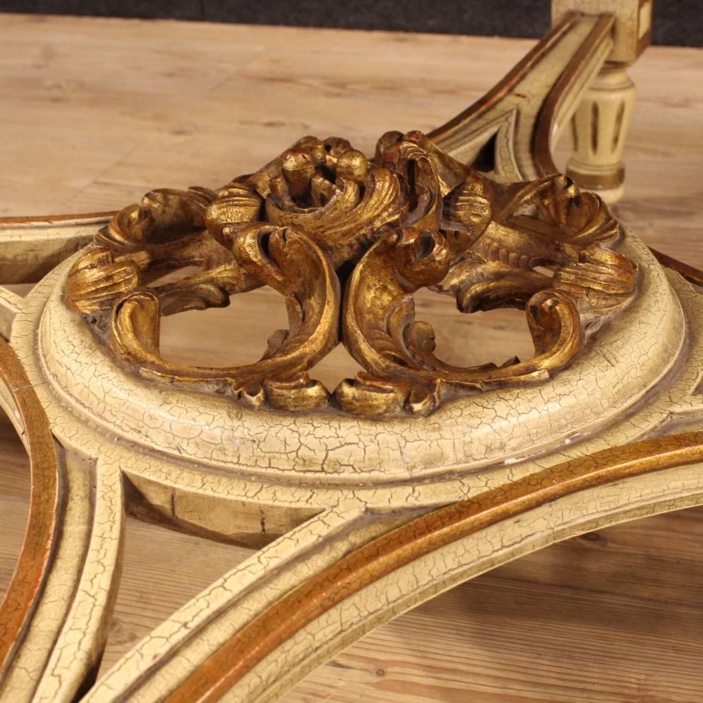 20th Century Lacquered And Gilt Wood Italian Louis XVI Style Round Dining Table 6