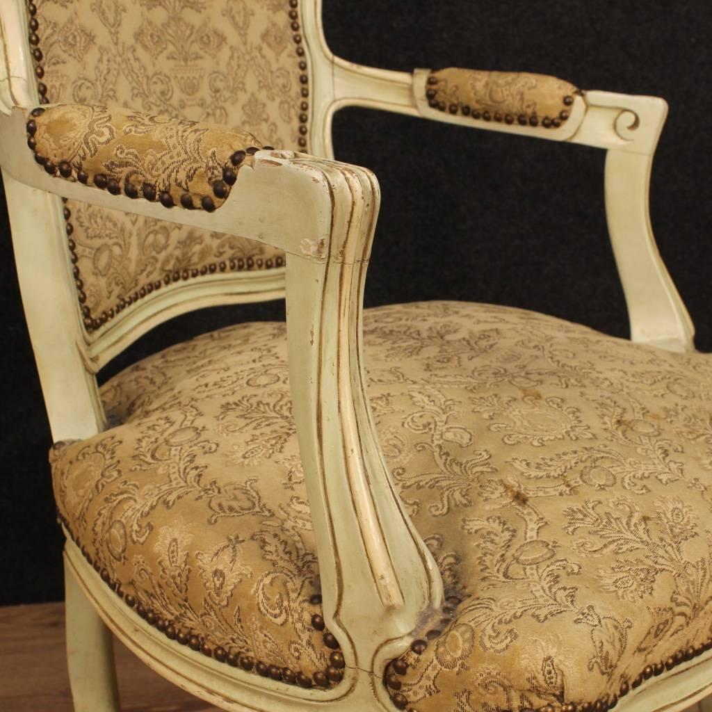 20th Century Pair of Italian Lacquered and Gilt Armchairs with Damask Fabric 1