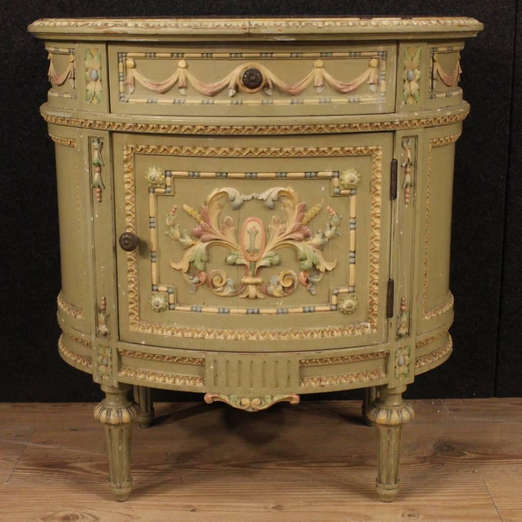 Hand-Painted 20th Century Pair of Italian Lacquered Side Tables in Louis XVI Style