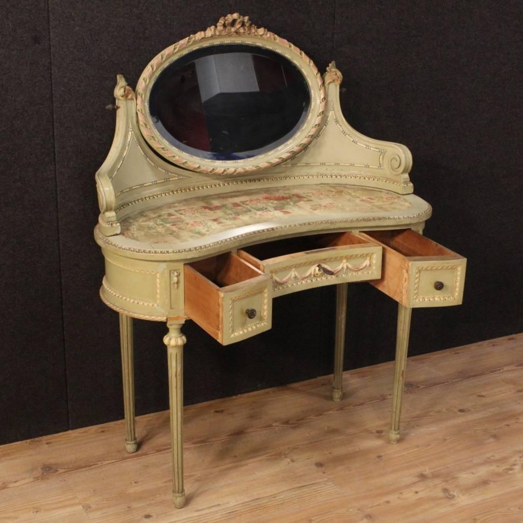 20th Century Italian Painted Dressing Table in Louis XVI Style 5
