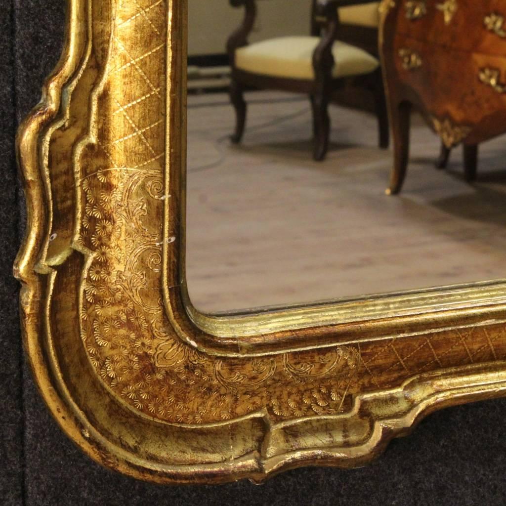 20th Century Italian Mirror in Giltwood 1