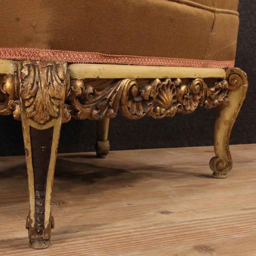 20th Century Pair of Spanish Lacquered and Gilt Footstools 2