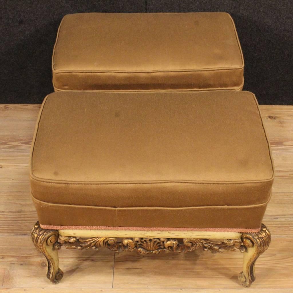 20th Century Pair of Spanish Lacquered and Gilt Footstools 5