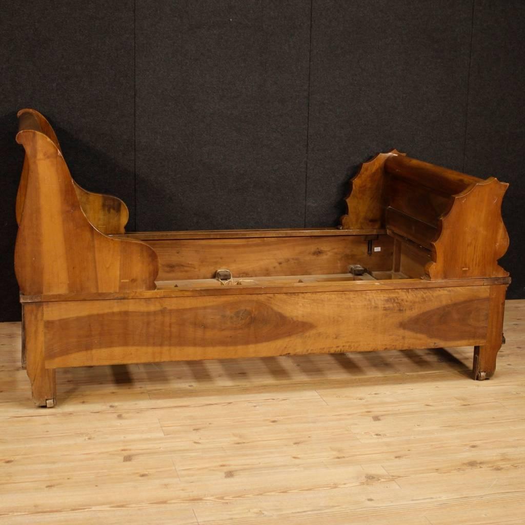 19th Century French Bed in Walnut and Burl Walnut 3