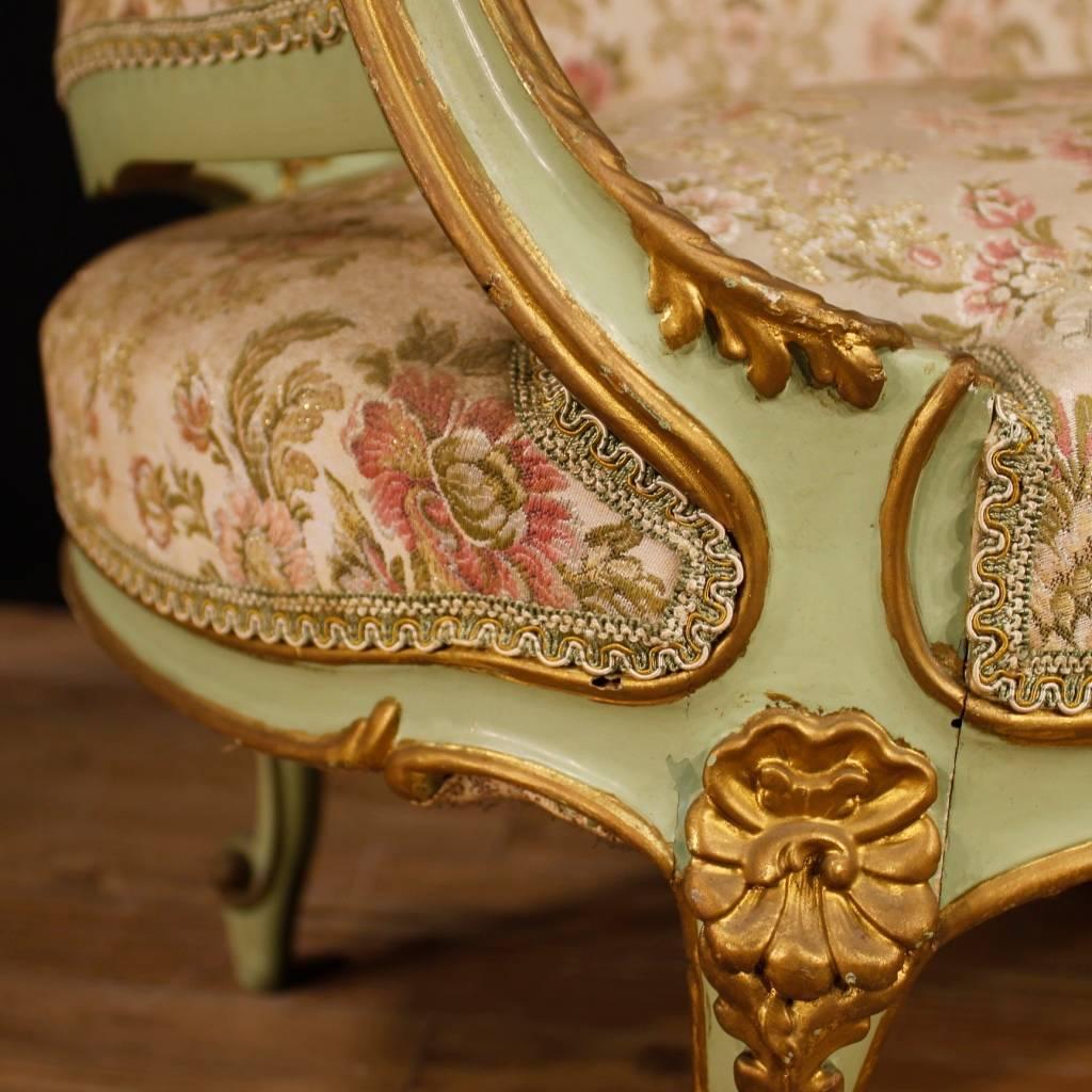 20th Century Venetian Lacquered and Gilt Sofa with Floral Fabric 3
