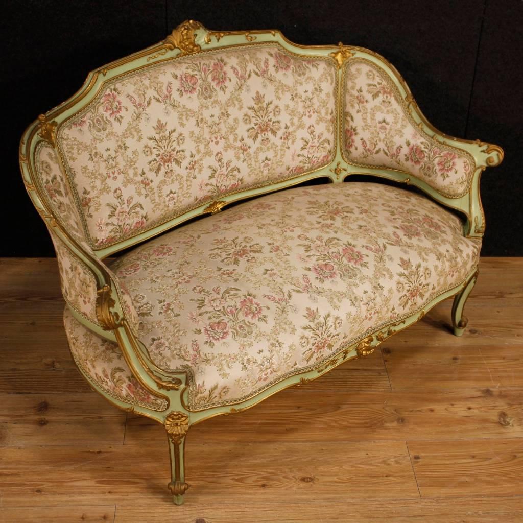 20th Century Venetian Lacquered and Gilt Sofa with Floral Fabric 4