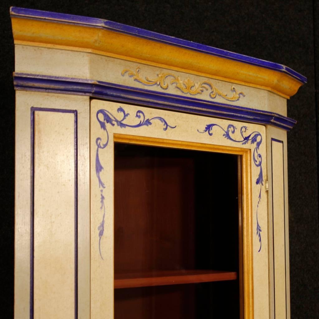20th Century Italian Painted Corner Cupboard in Wood 1