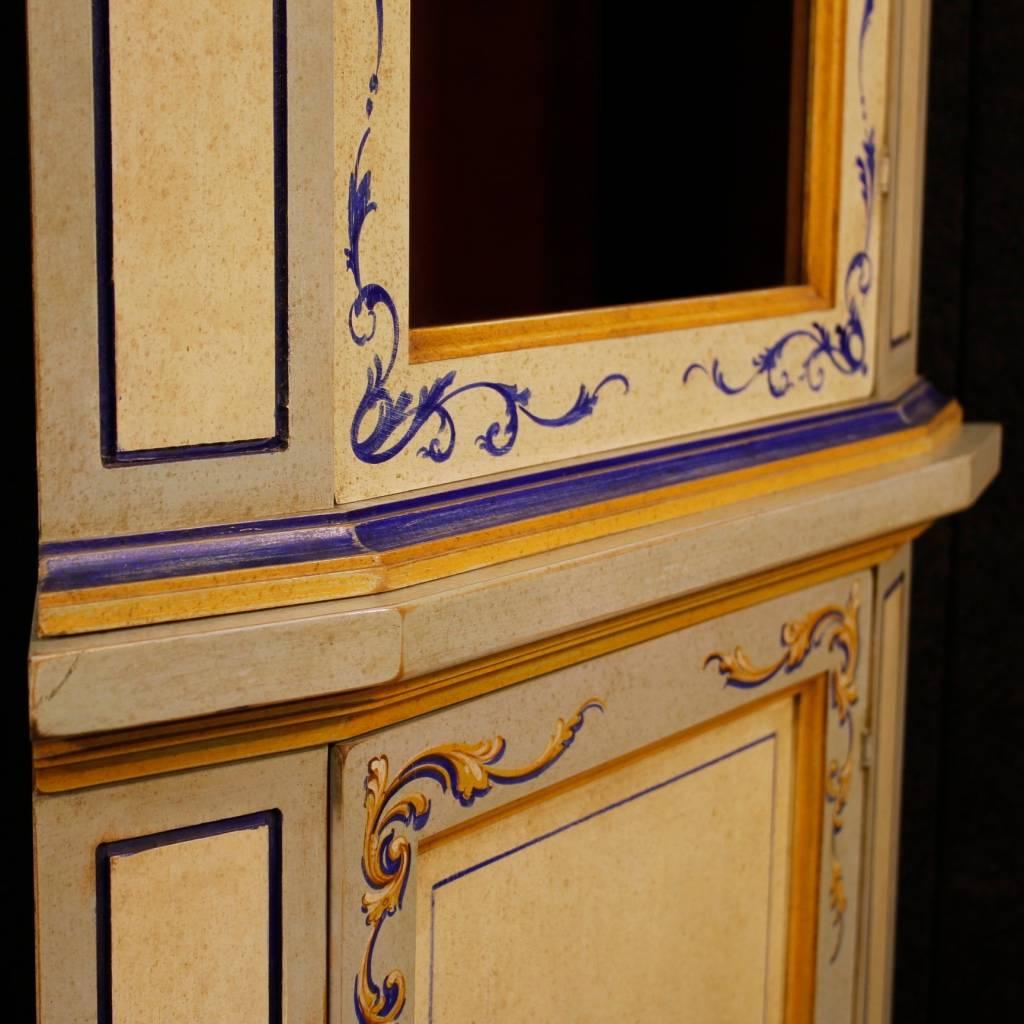 20th Century Italian Painted Corner Cupboard in Wood 2