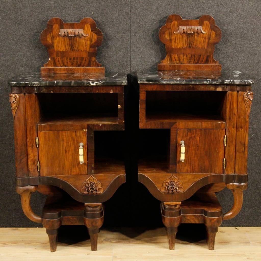 20th Century Pair of Italian Bedside Tables in Walnut Wood with Marble Top In Good Condition In Vicoforte, Piedmont
