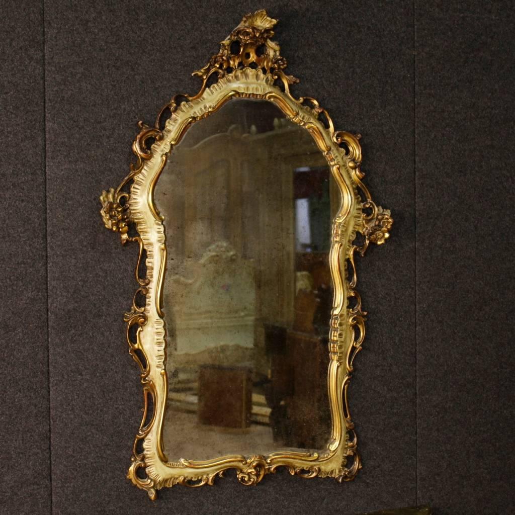 Italian 20th Century Venetian Console Table with Mirror in Lacquered and Giltwood