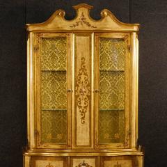 20th Century Italian Lacquered and Gilt Showcase