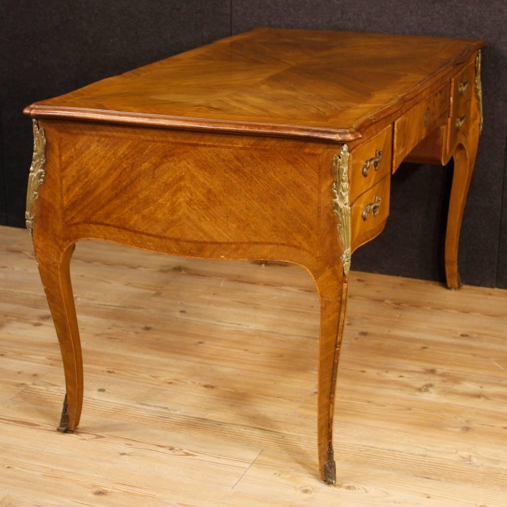 20th Century Inlaid Writing Desk in Louis XV Style In Fair Condition In Vicoforte, Piedmont