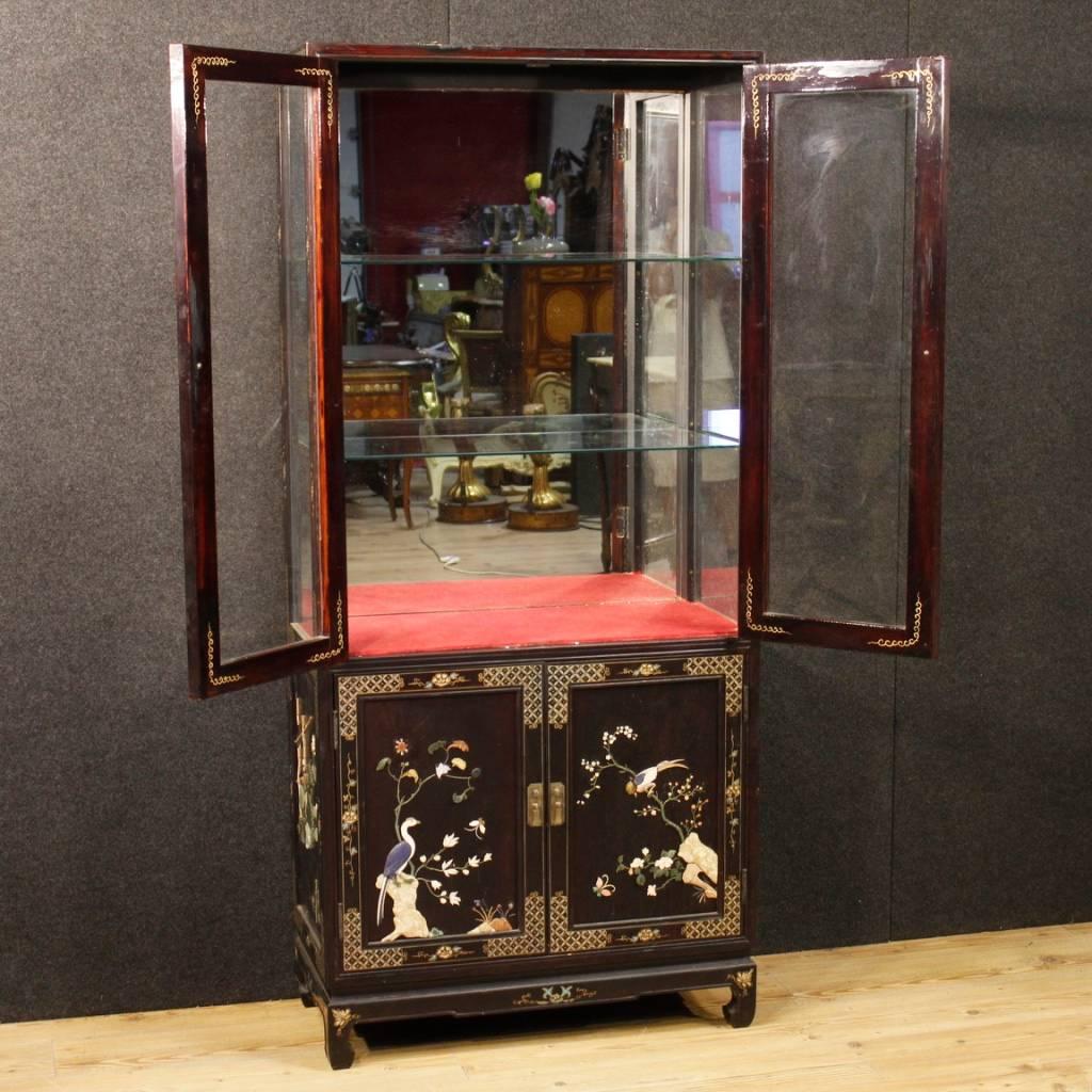 20th Century French Lacquered Chinoiserie Vitrine 3