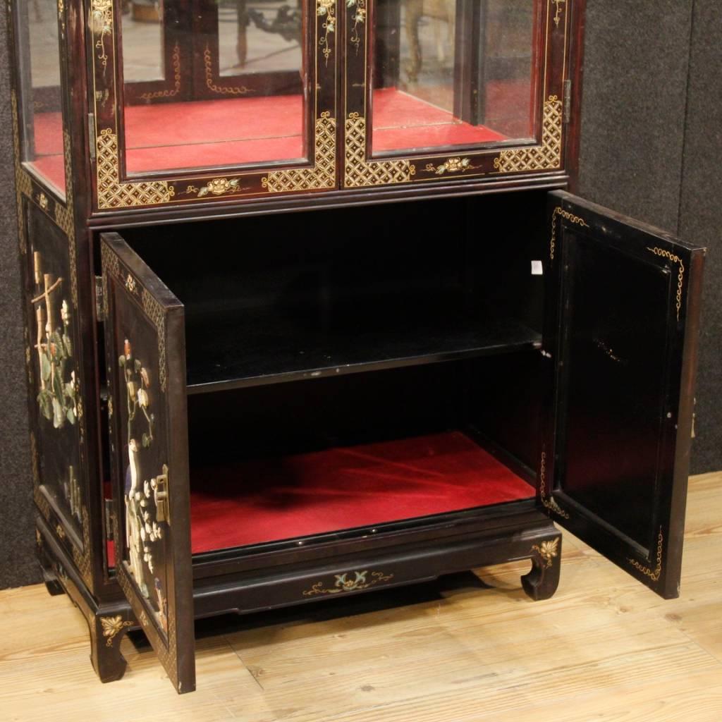 20th Century French Lacquered Chinoiserie Vitrine 4