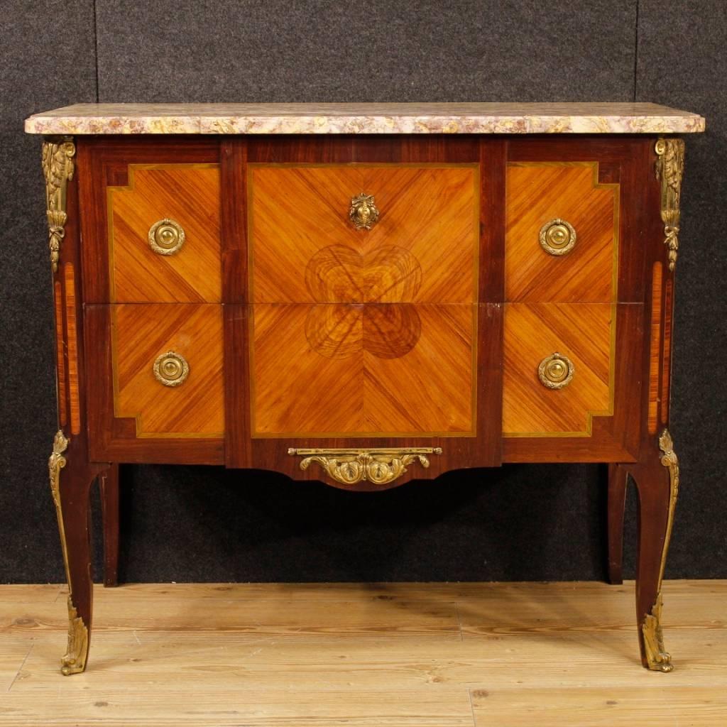 French dresser of the early 20th century. Furniture in Transition style from Louis XV to Louis XVI of good quality and pleasant inlay in woods of rosewood, mahogany, walnut, toulipier and maple. Dresser with two drawers of high-capacity with marble