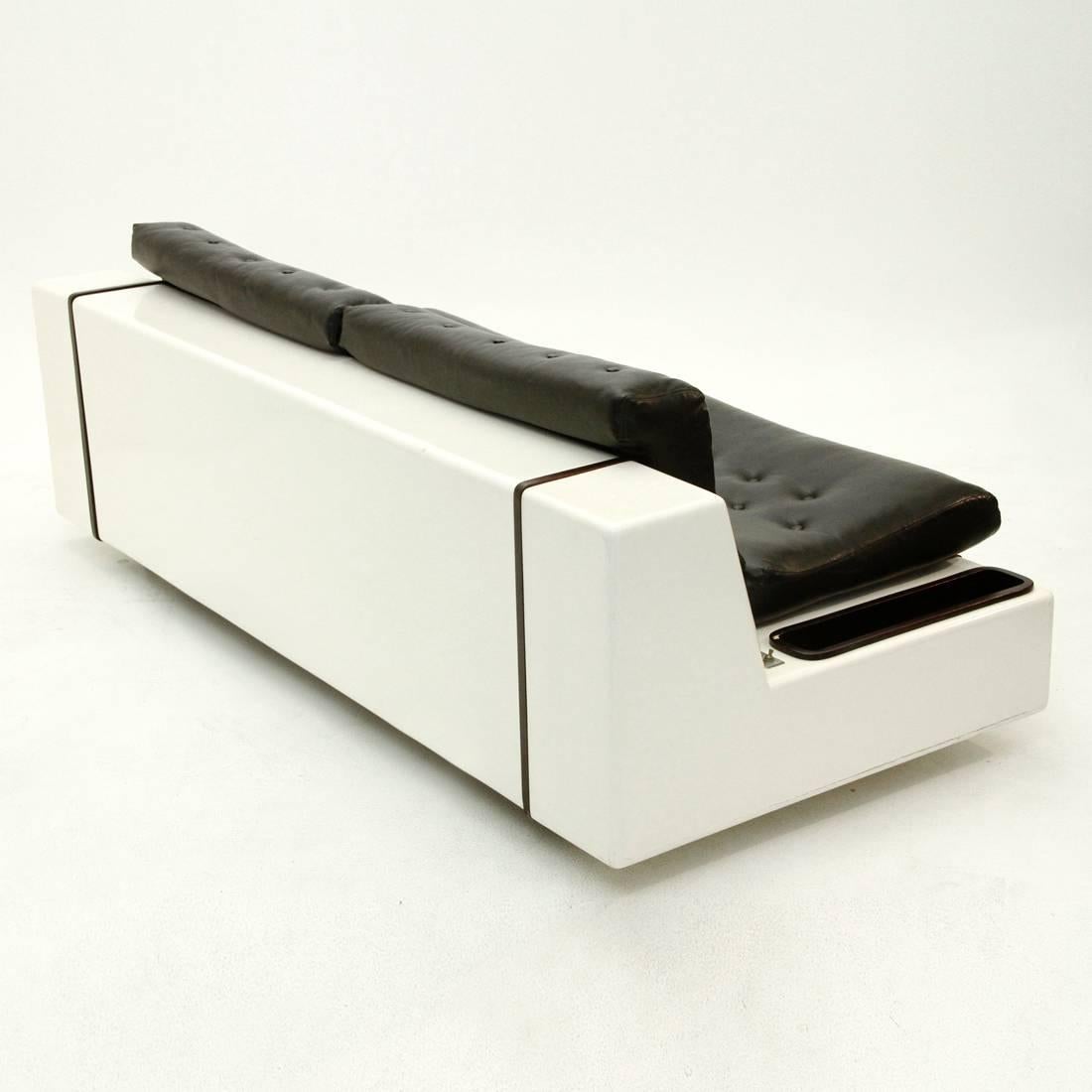 Mid-20th Century Mid-Century Italian Sofa Bed, 1960s