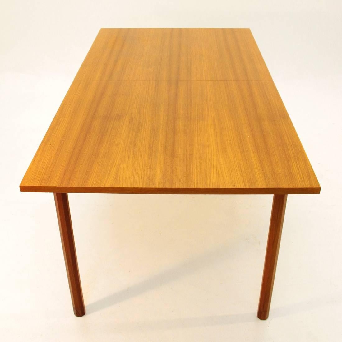 Italian Rosewood Extensible Table, 1960s 1