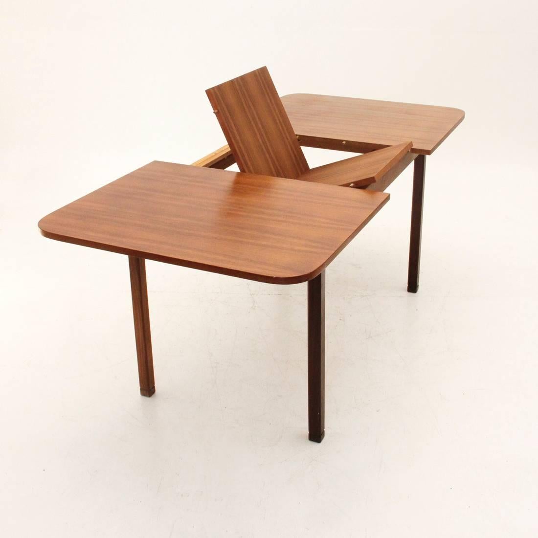 Mid-20th Century Italian Extensible Dining Table, 1960s