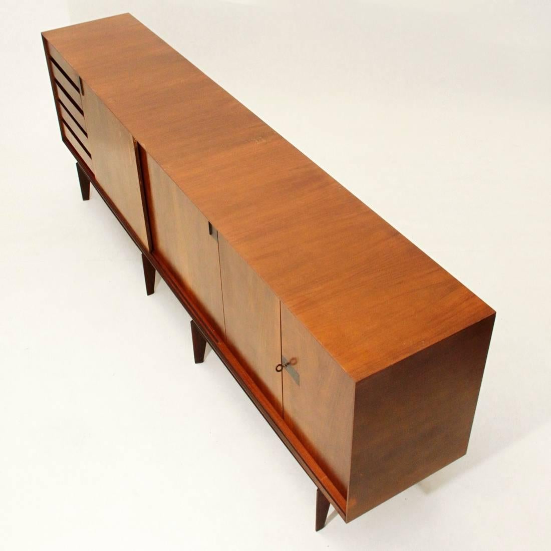 Palisander Sideboard by Edmondo Palutari for Dassi, 1950s In Good Condition In Savona, IT
