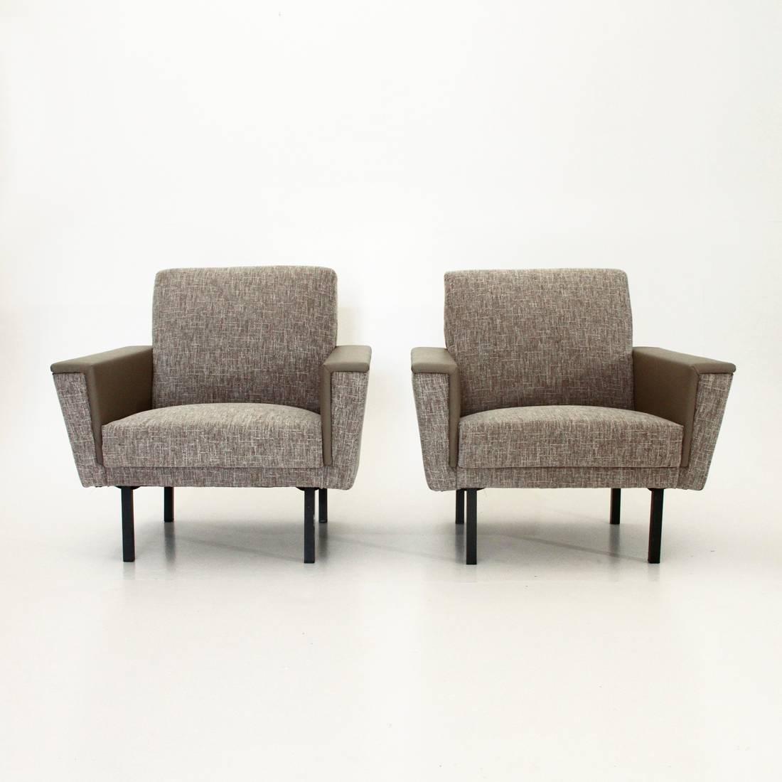 Two 1950s Italian manufacture armchairs.
Upholstered and lined wooden structure with new gray fabric and gray leather armrests.
Legs painted in black metal.
Very good general conditions.

Dimensions: Width 76 cm, depth 76 cm, height 75 cm, seat
