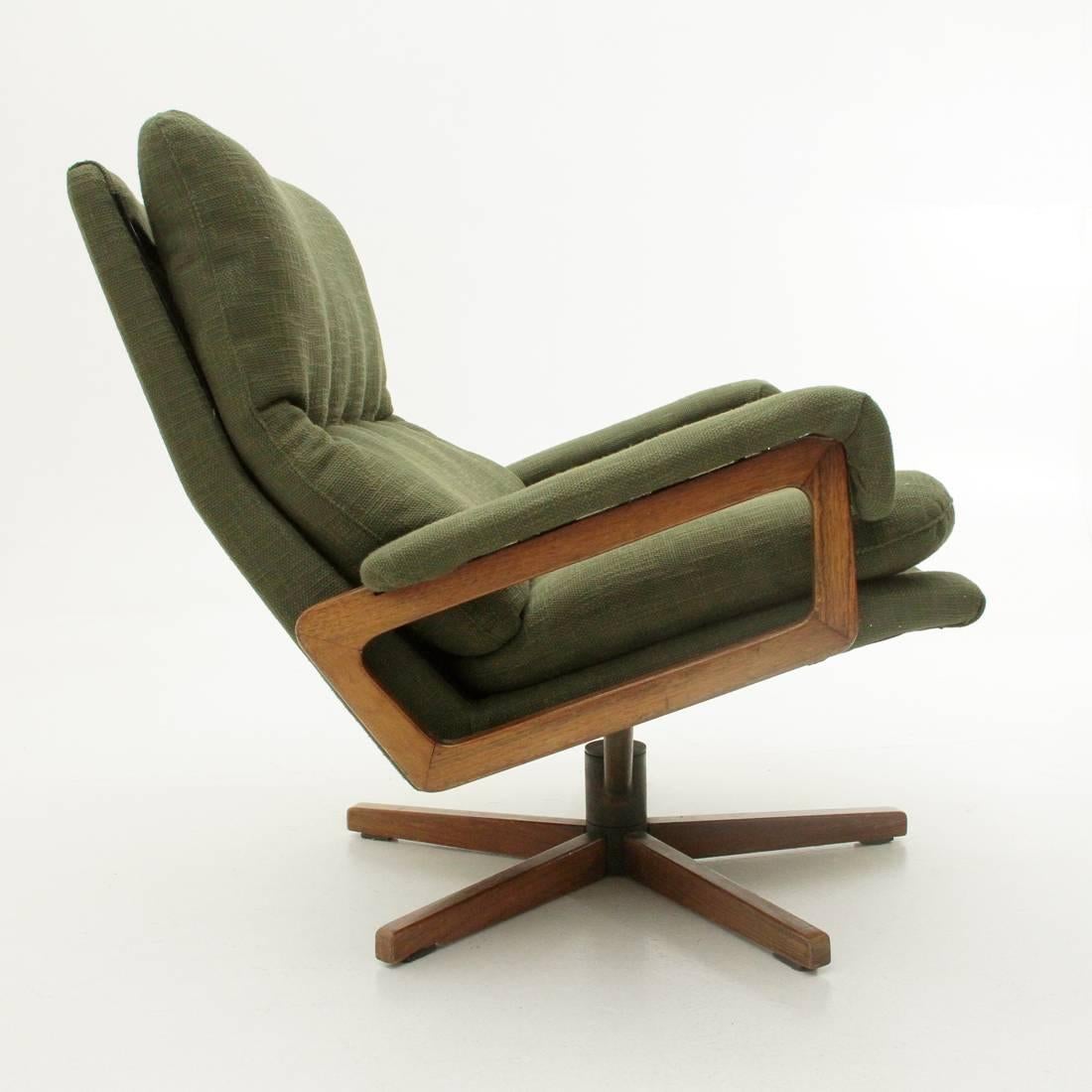 Mid-20th Century King Lounge Chair and Ottoman by Andre Vandenbeuck for Strassle, 1960s