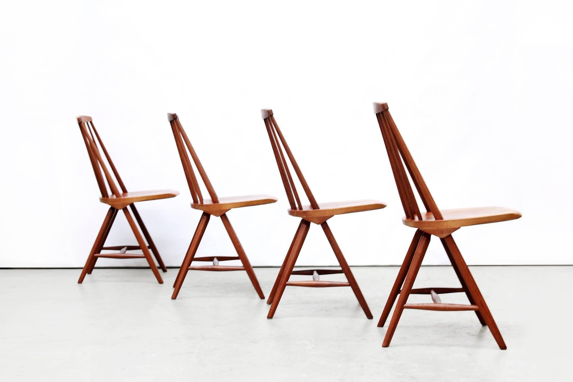 Four very nice spindle back chairs by Swedish designer Yngve Ekström for Nassjo Stolfabrik and sold by Dutch manufacturer Pastoe in the Netherlands. The chairs have model name SH45. These spindle back chairs are very solid and have a beautiful