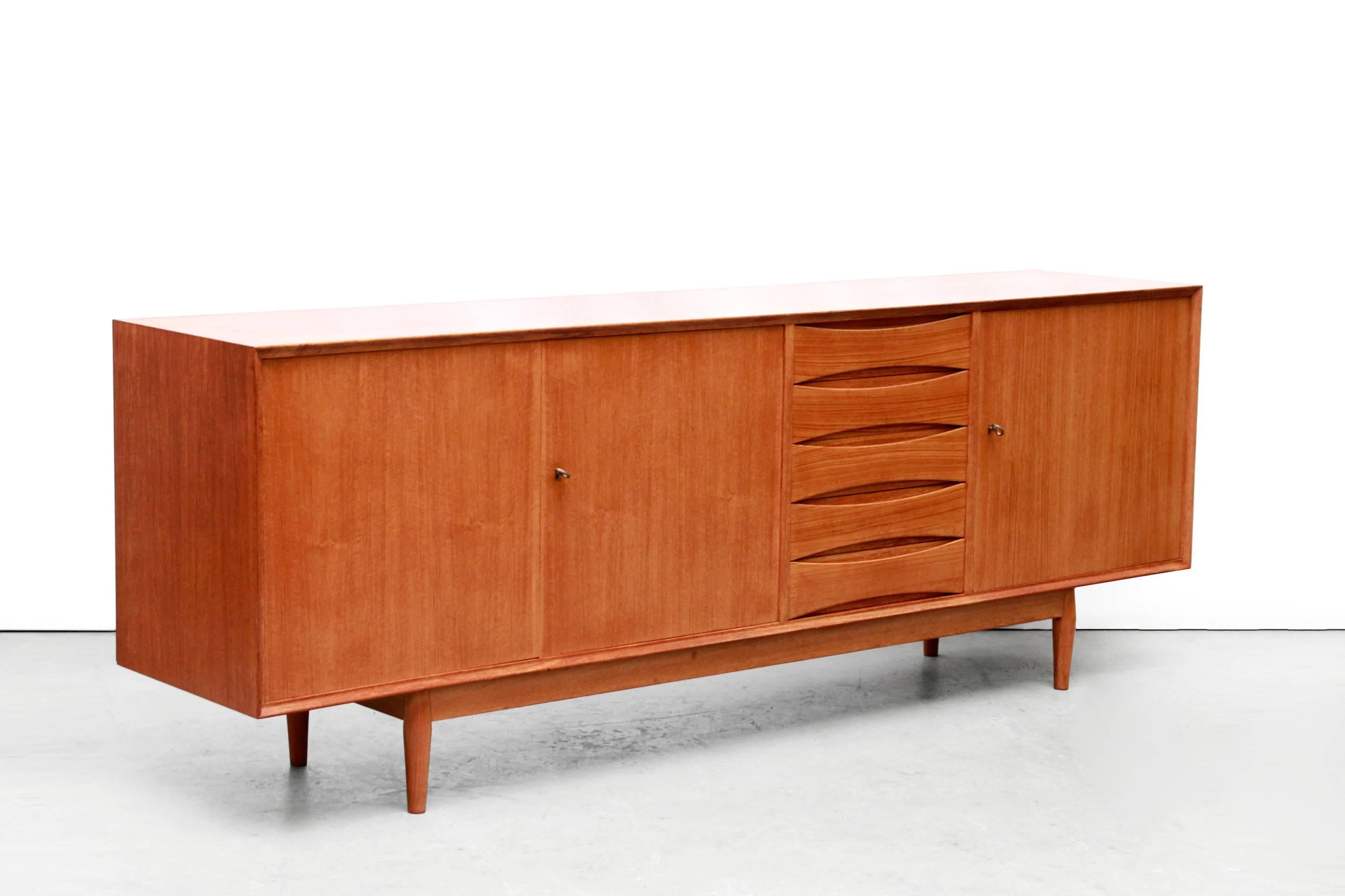 Veneer Danish Modern Teak Arne Vodder Inspired Sideboard