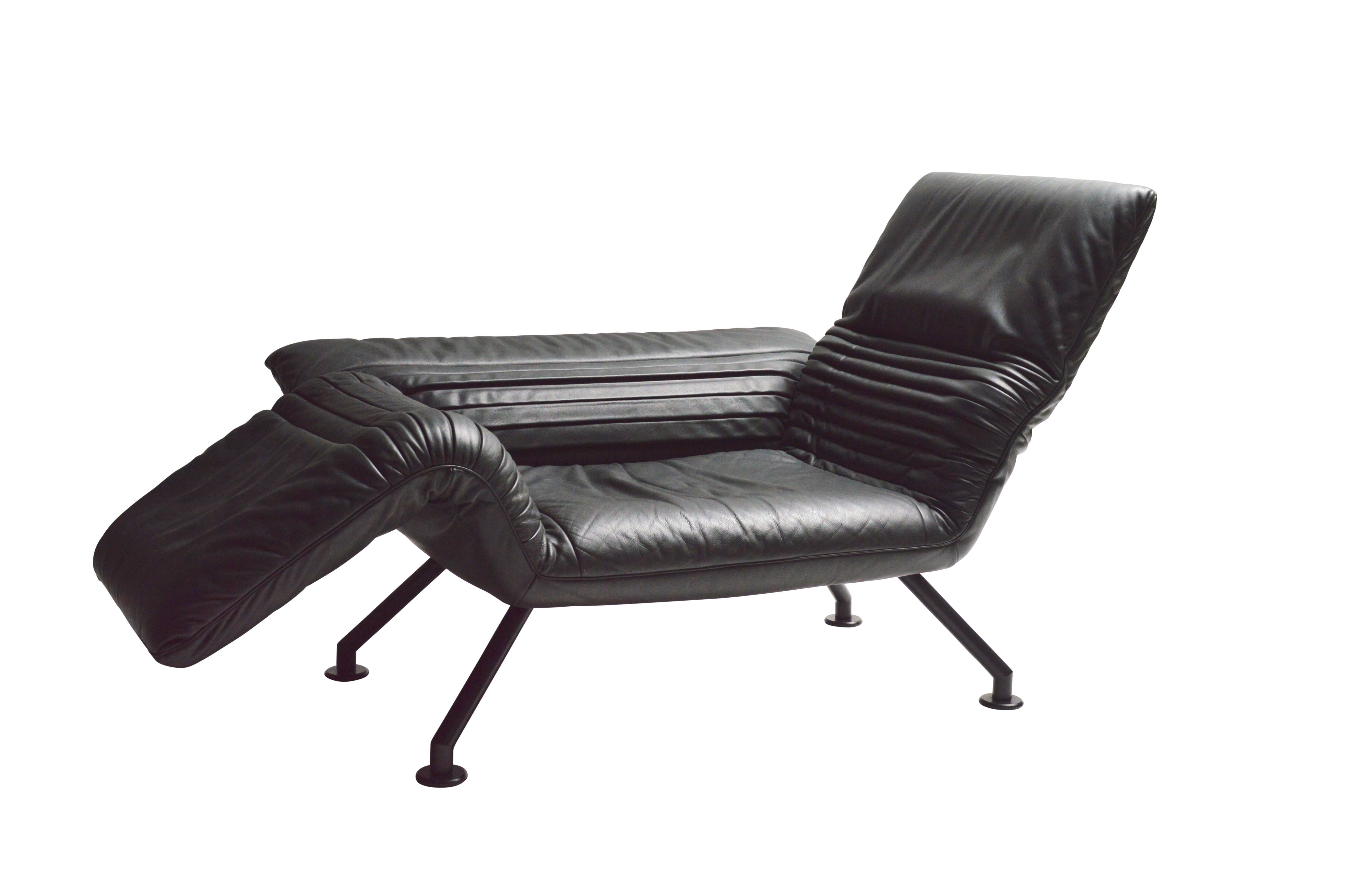 Excellent set of leather lounge chairs on sturdy iron legs by Swiss manufacturer De Sede. Both arms and the back can be moved up and down for a multitude of positions. It can be arranged as a settee or reclining lounge chair. Leather is an elephant