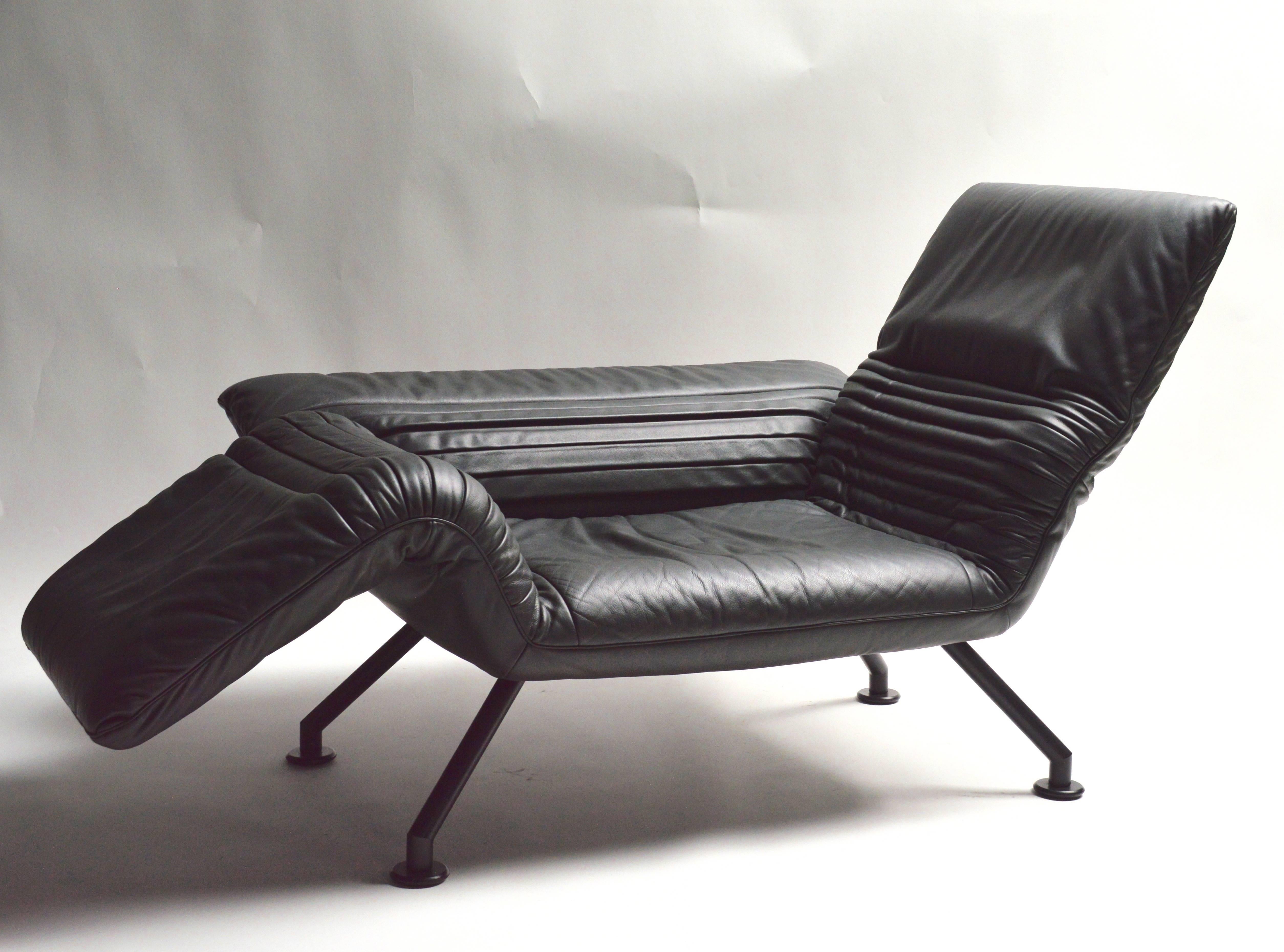 Pair of Modular De Sede Lounge Chairs In Excellent Condition In Los Angeles, CA