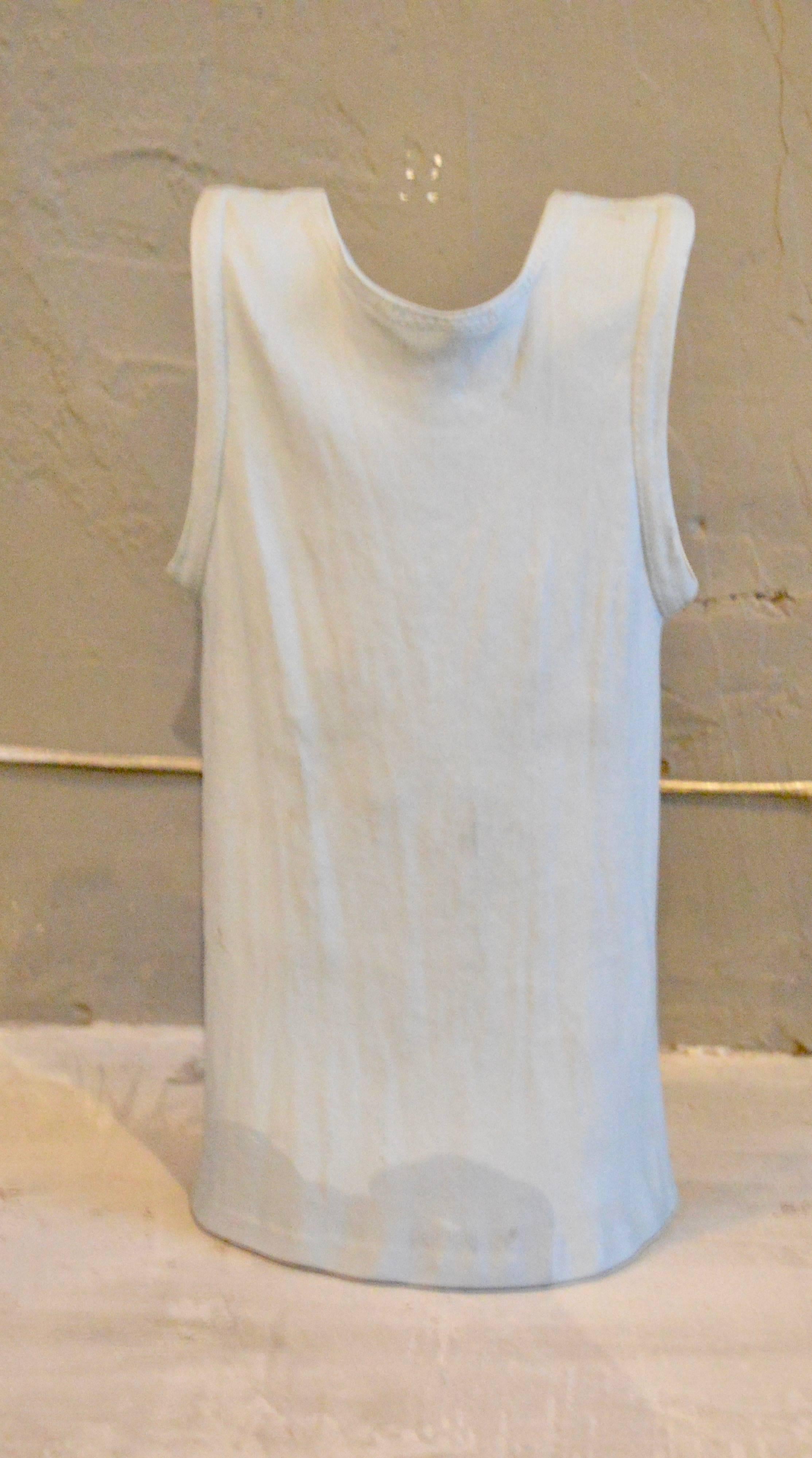 Kollektion von 5 skulpturalen T-Shirt-Vasen im Zustand „Hervorragend“ im Angebot in Los Angeles, CA