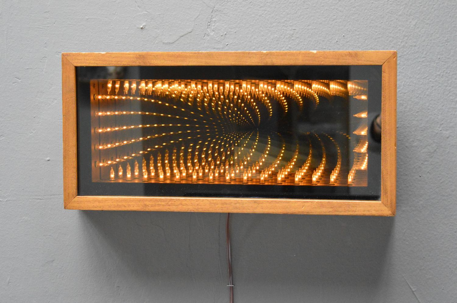 Vintage Infinity Mirror For Sale at 1stdibs
