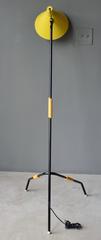 Lampe sauterelle dans le style de Svend Aage Holm Sorensen