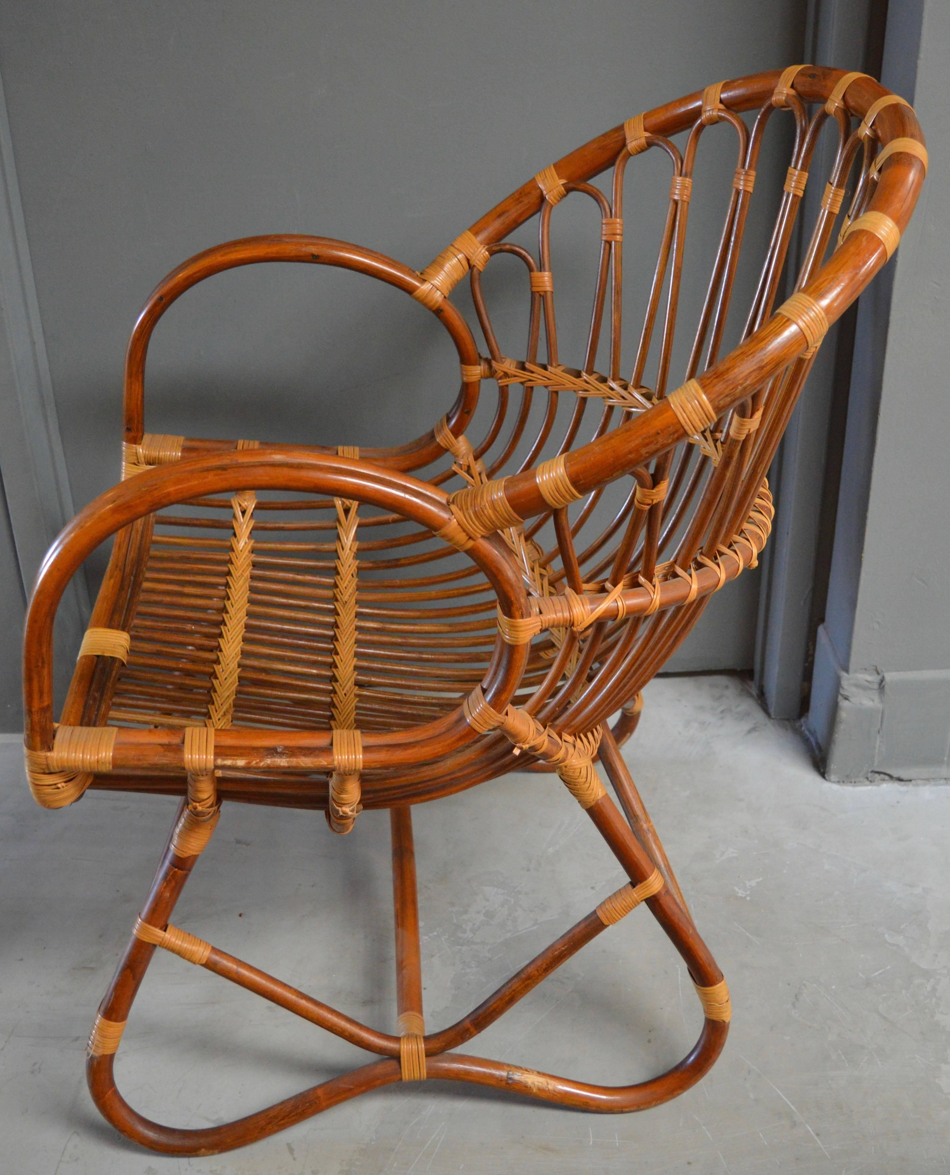 Sculptural Bamboo and Rattan Chairs with Matching Side Table In Excellent Condition In Los Angeles, CA