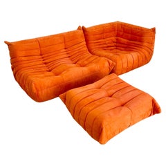 Orangefarbenes Togo-Set aus Microsuede von Ligne Roset