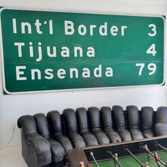 "Int'l Border" Freeway Sign, 1960s USA