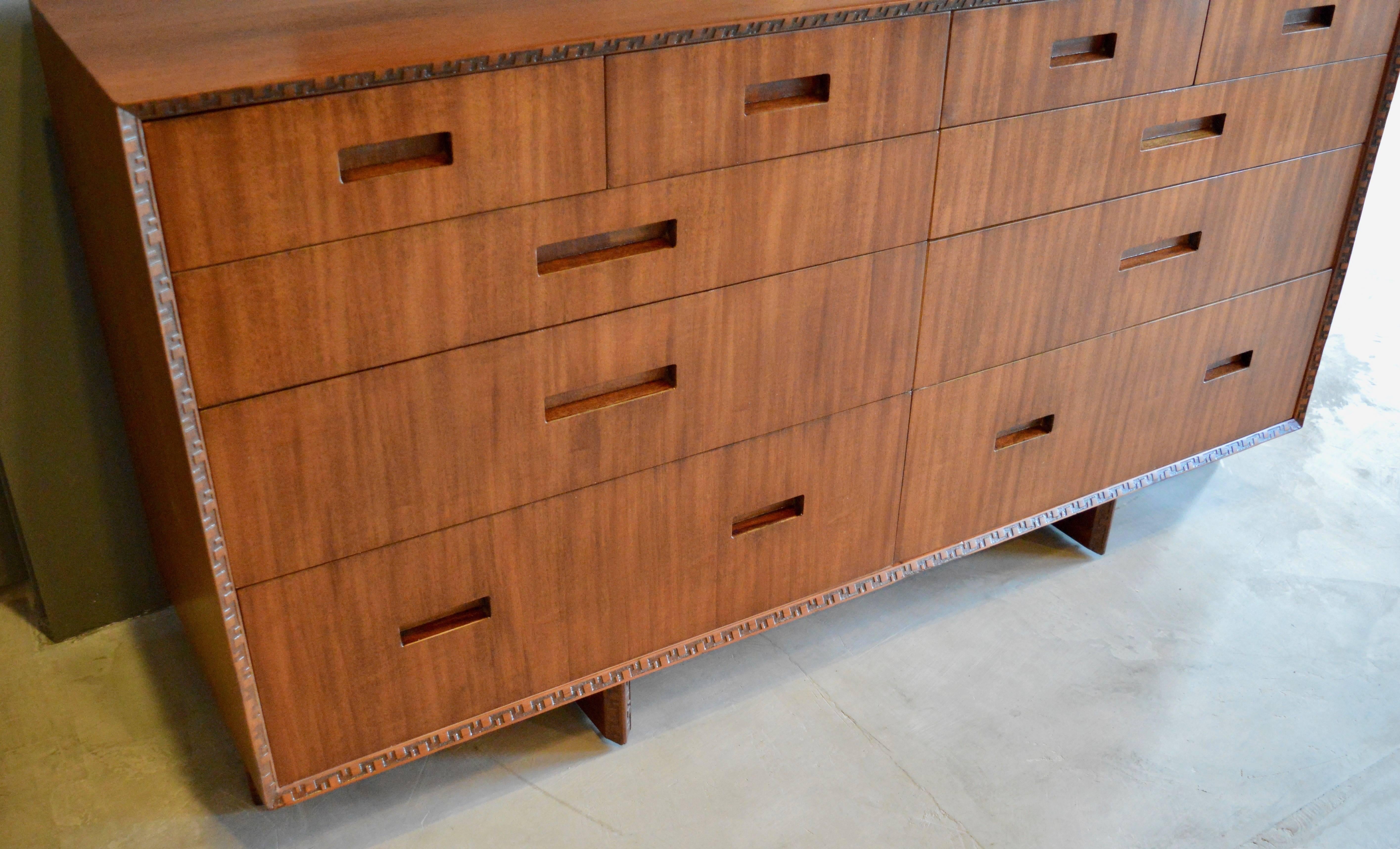 Frank Lloyd Wright Dresser In Excellent Condition In Los Angeles, CA