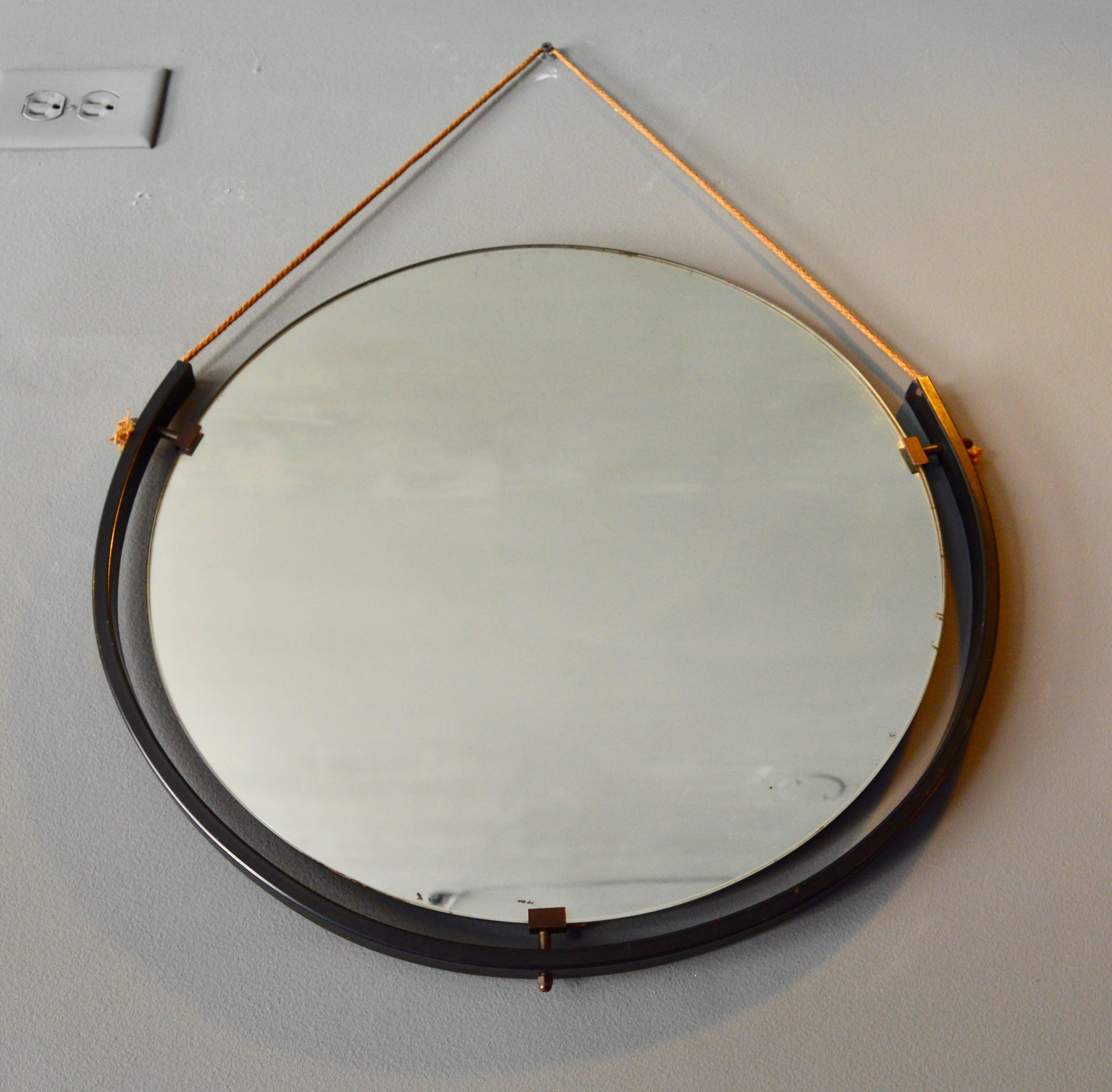 Set of Round Italian Floating Mirrors In Excellent Condition For Sale In Los Angeles, CA