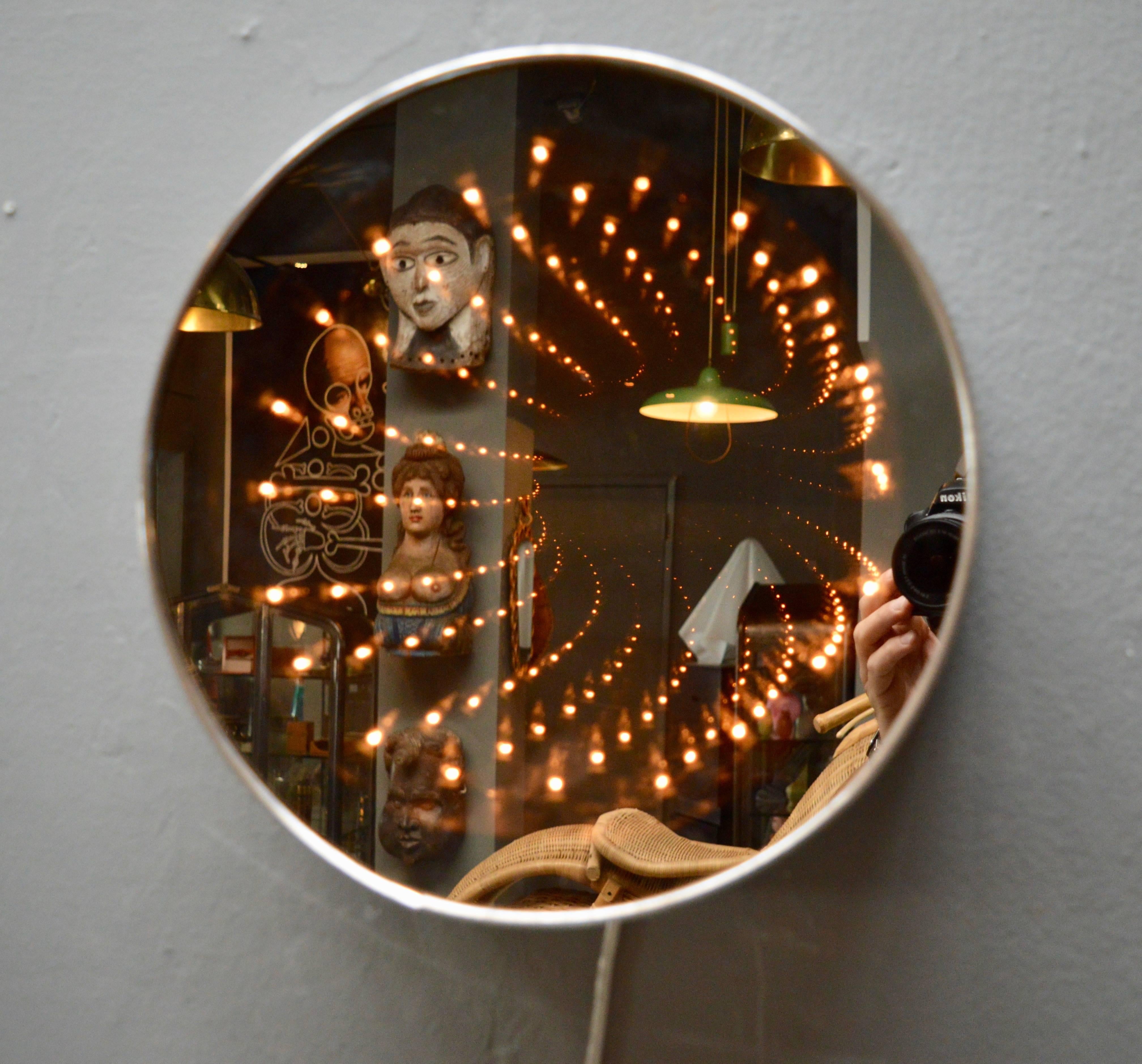 Vintage Chrome Infinity Mirror In Excellent Condition In Los Angeles, CA